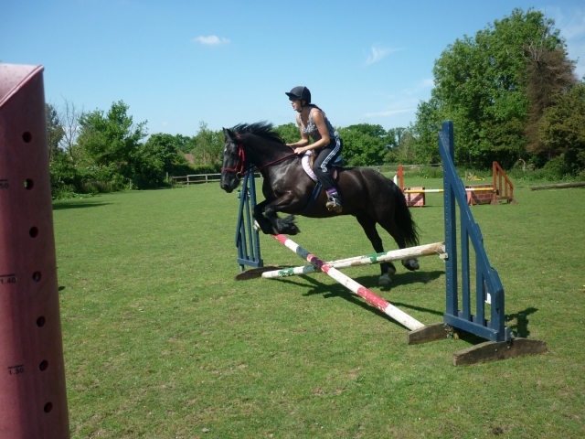 Jumping 